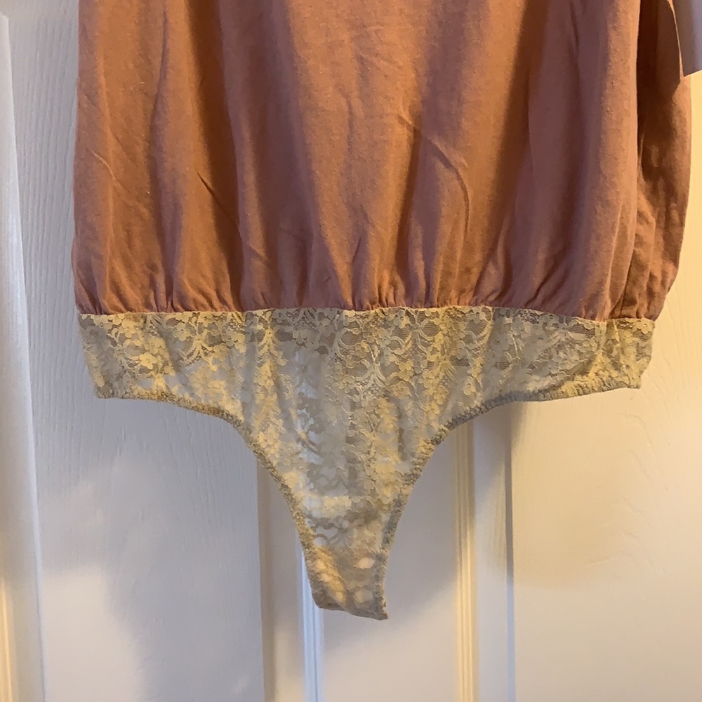 Free people bodysuit with lace size M - Picture 5 of 13